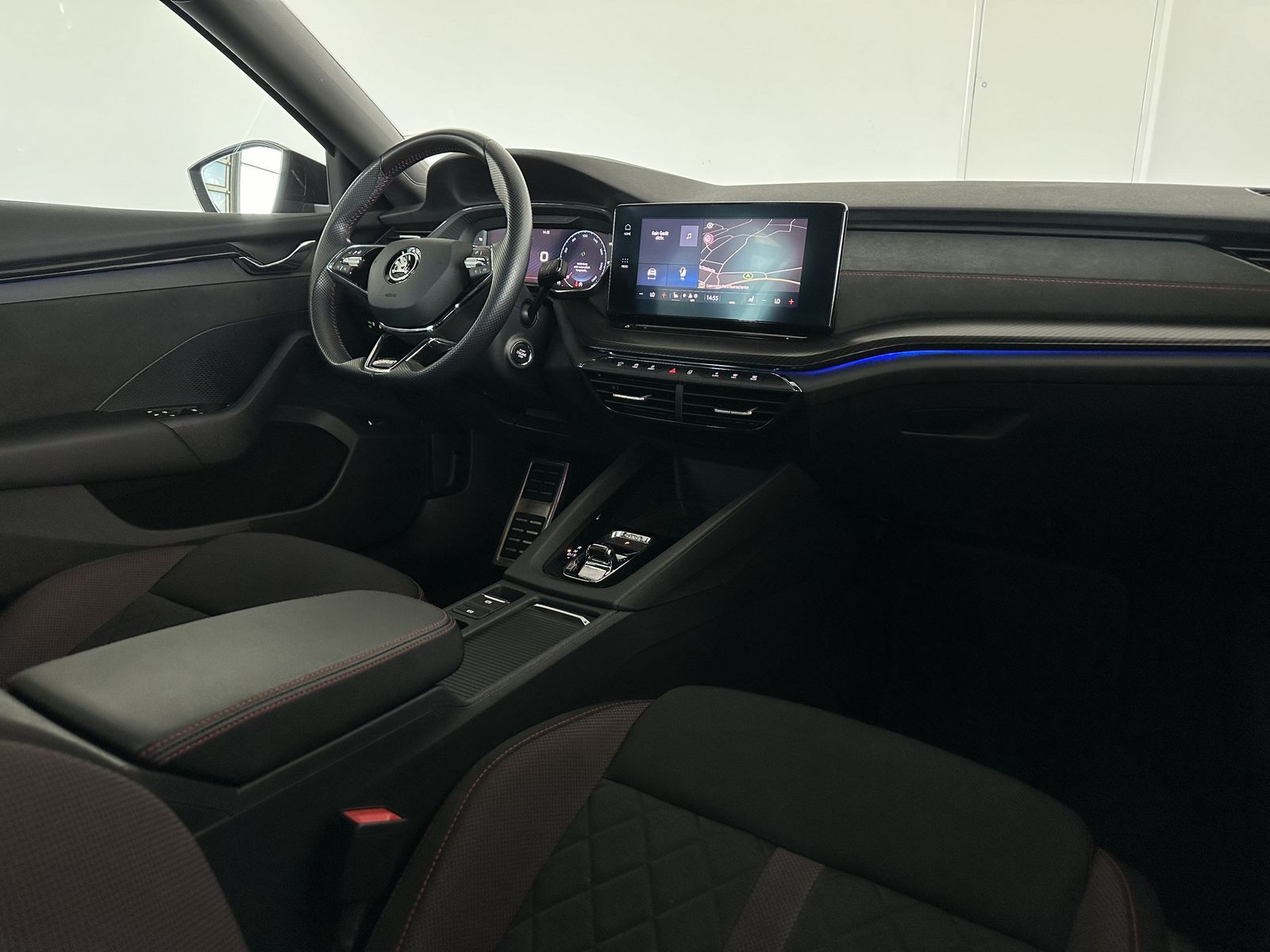 Skoda Octavia Combi RS 4x4 - Samsaru's Car Outlet