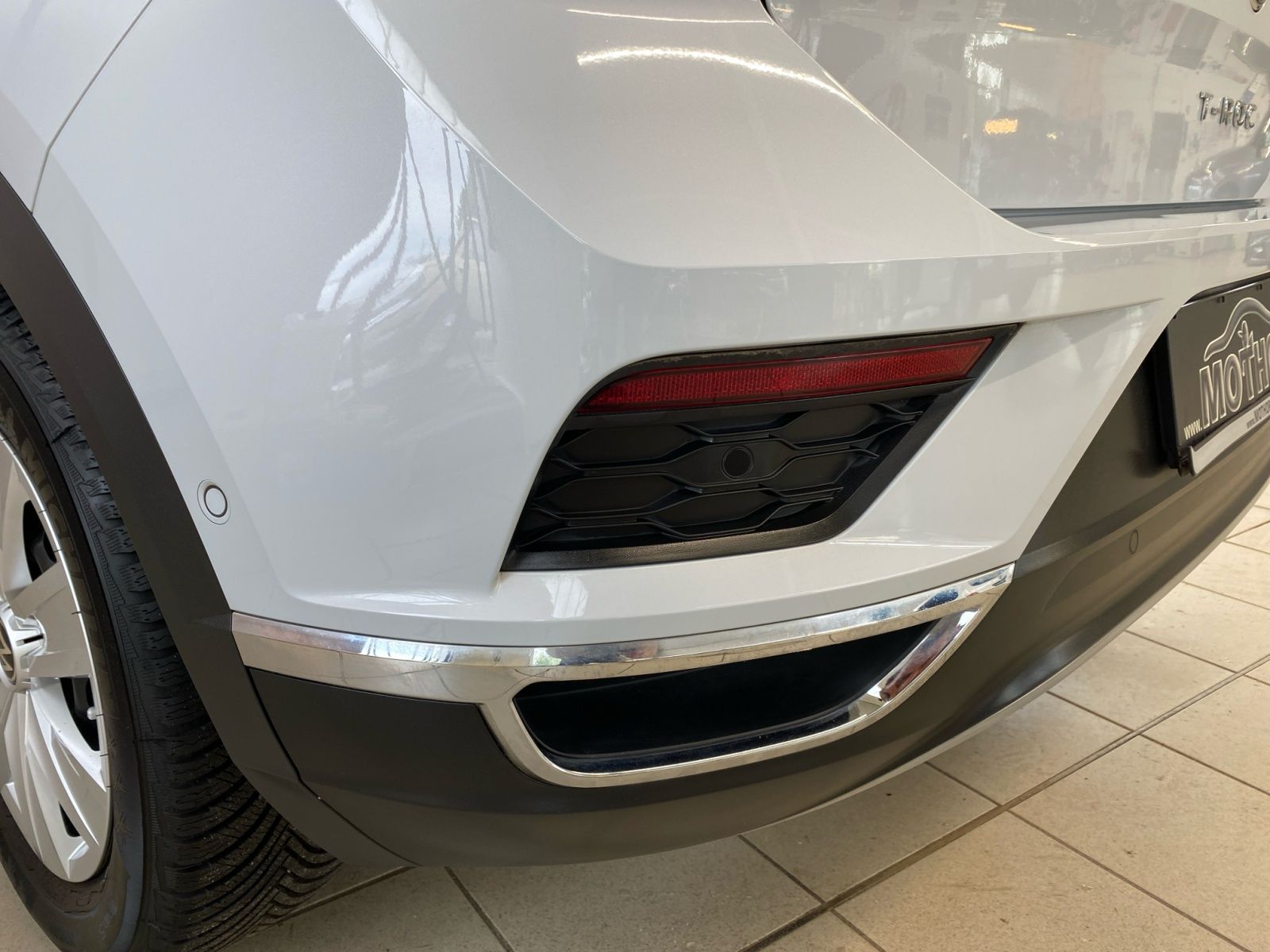 Volkswagen T-Roc 2.0 TSI DSG 4Motion - Samsaru's Car Outlet