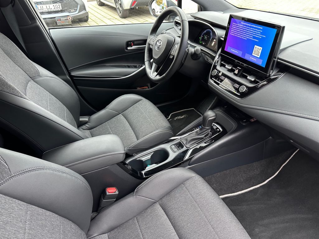 Toyota Corolla 2.0 Hybrid Touring Sports Teamplayer (ZE