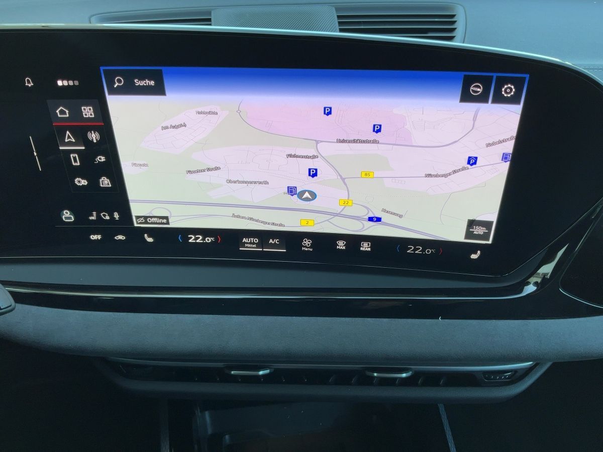 Audi A5 Avant e-hybrid 220kW S-LINE MATRIX+NAVI+ACC