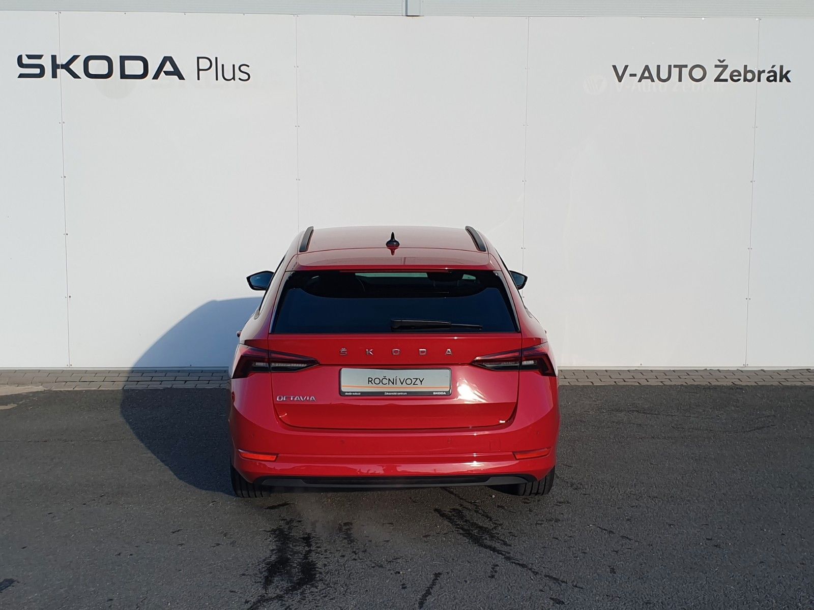 Skoda Octavia Combi Ambition - Samsaru's Car Outlet