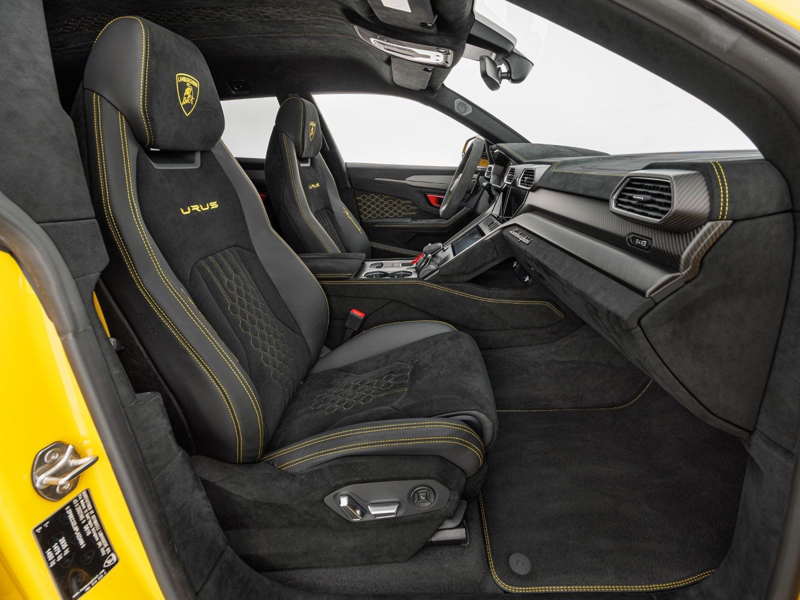Lamborghini Urus Performante - Samsaru's Car Outlet