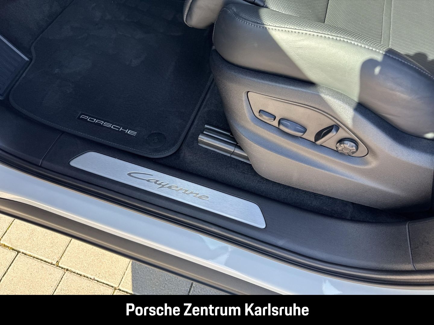 Porsche Cayenne E-Hybrid BOSE Luftfederung InnoDrive LED