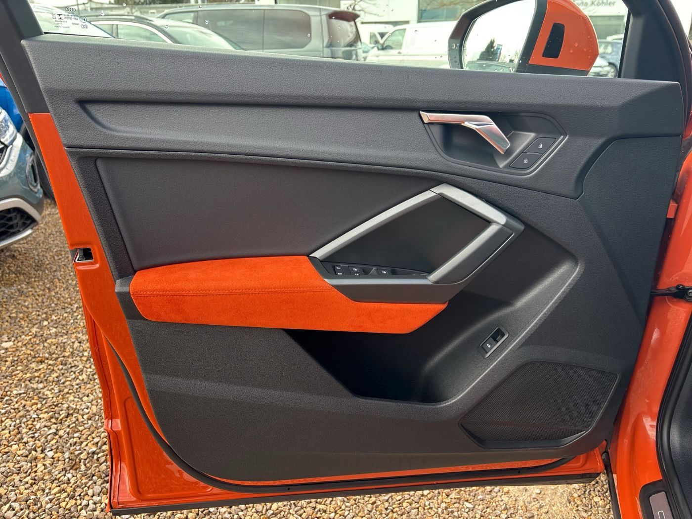 Audi Q3 S line TDI S tronic Kamera/Pano/AHK/ACC/LED