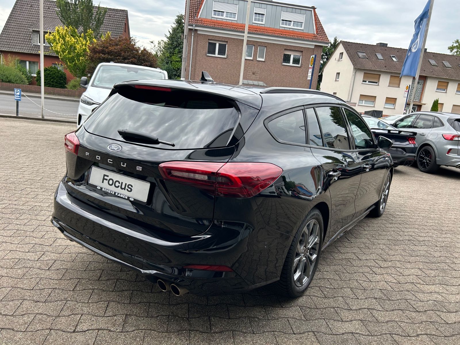 Ford Focus Kombi ST-Line X 155 Auto. +el.Heckkl.+++