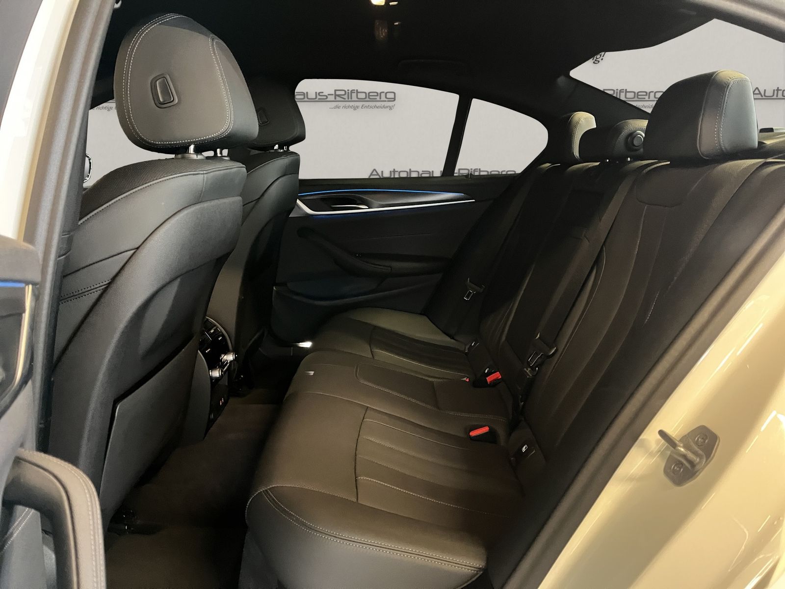 BMW 530  e LIMOUSINE xDrive M Sport/AHK/LIVE COCKPIT
