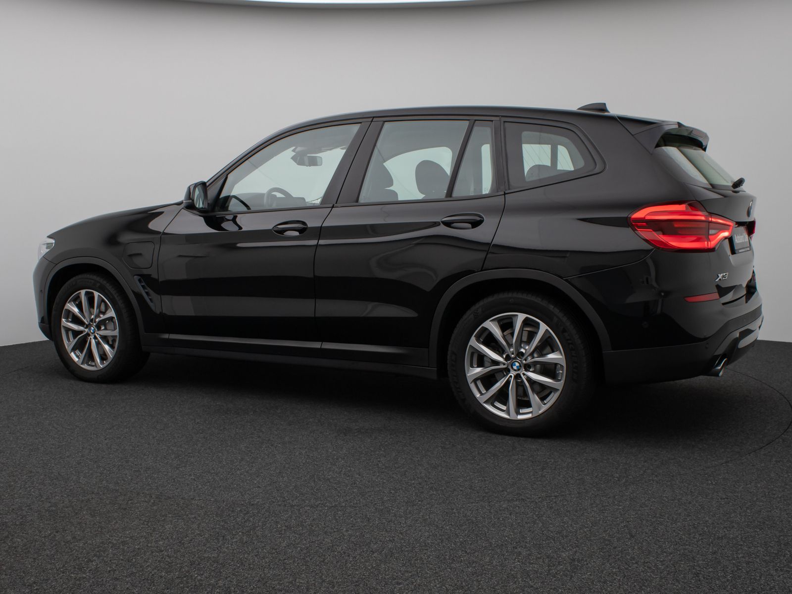 BMW X3 xD30e Kamera DAB HiFi Lenkrhzg Komfort Alarm