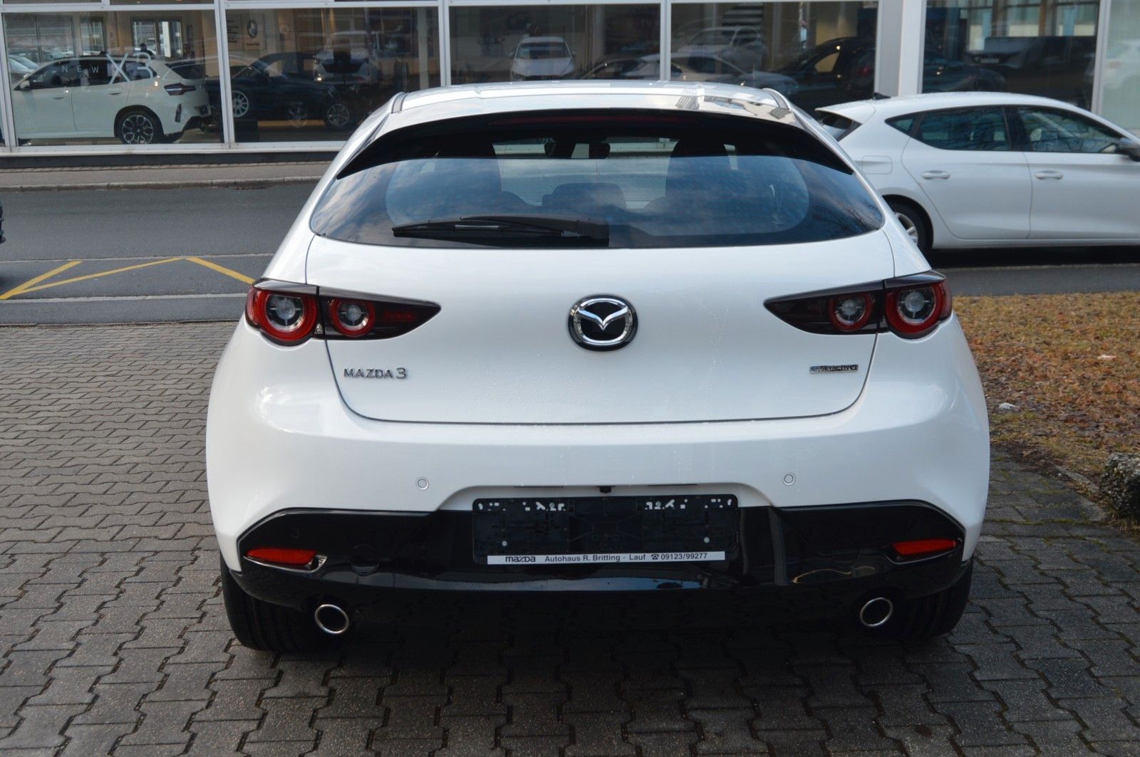 Mazda 3 Benzin 140PS 6AG Centre-Line Navi PDC SHZ