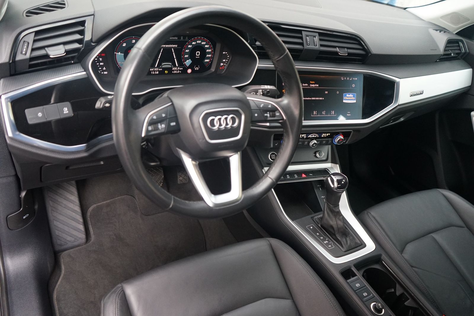 Audi Q3 Sportback 40 TDI quattro S line - Samsaru's Car Outlet