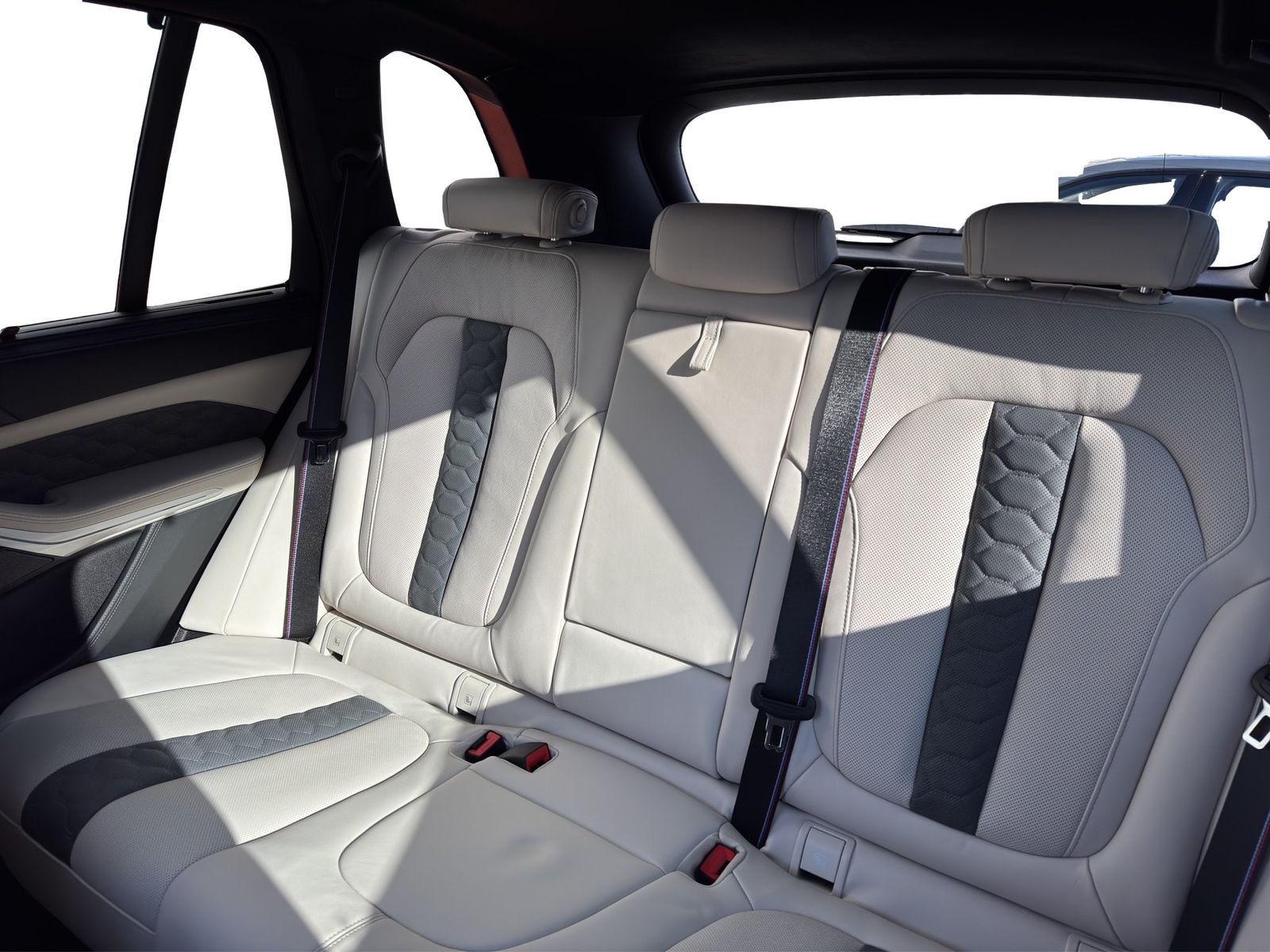 BMW X5 M Competition LED HarKar SHZ Pano AH