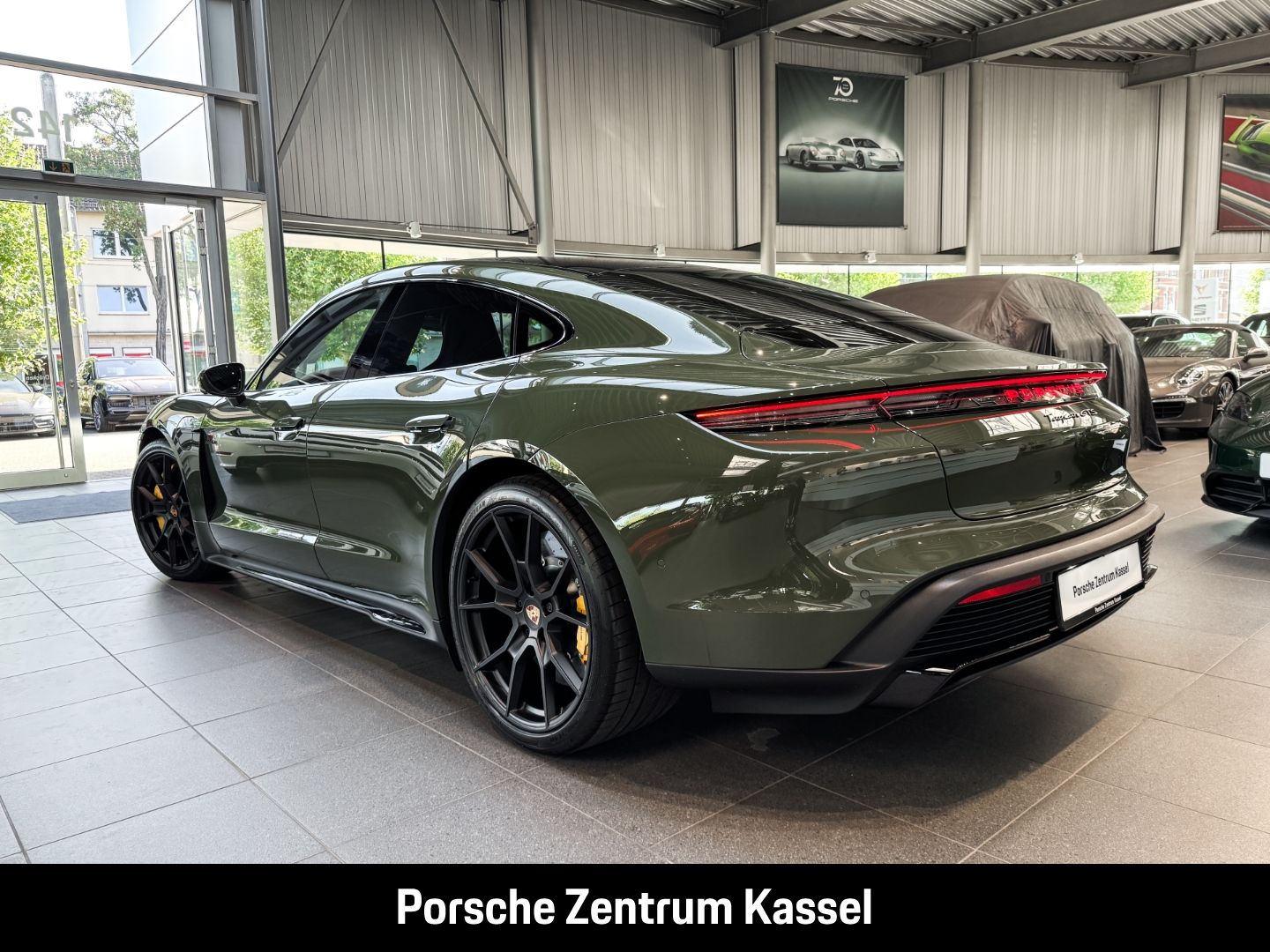 Porsche Taycan GTS