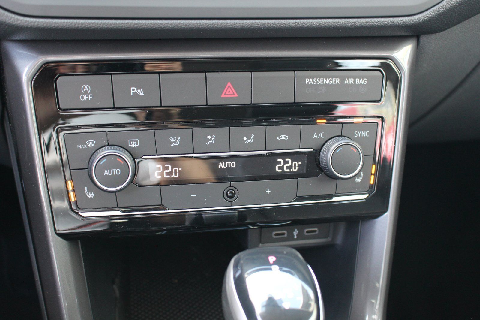 Volkswagen T-Cross 1.0 TSI DSG Style - Samsaru's Car Outlet
