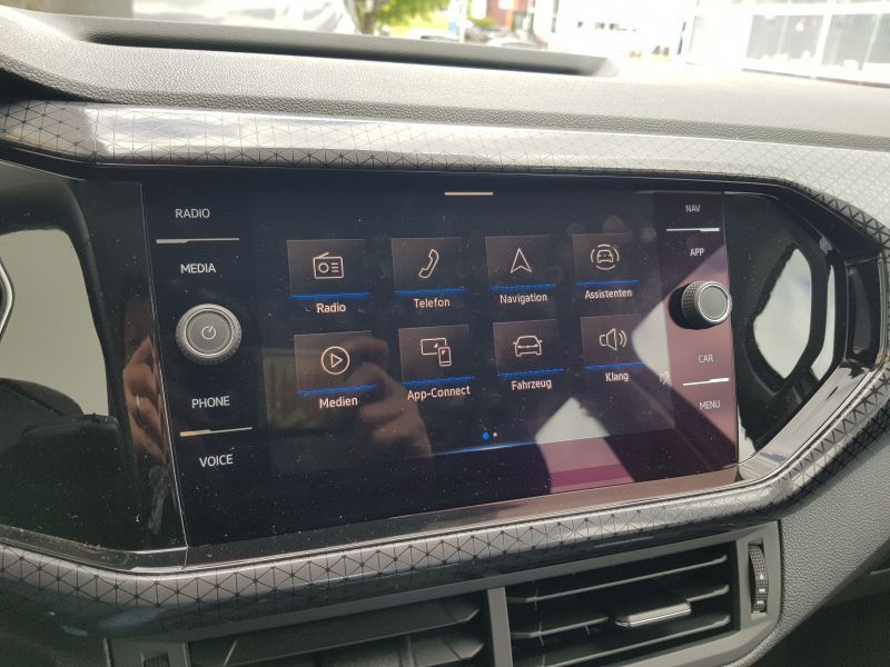 Volkswagen T-Cross Style - Samsaru's Car Outlet