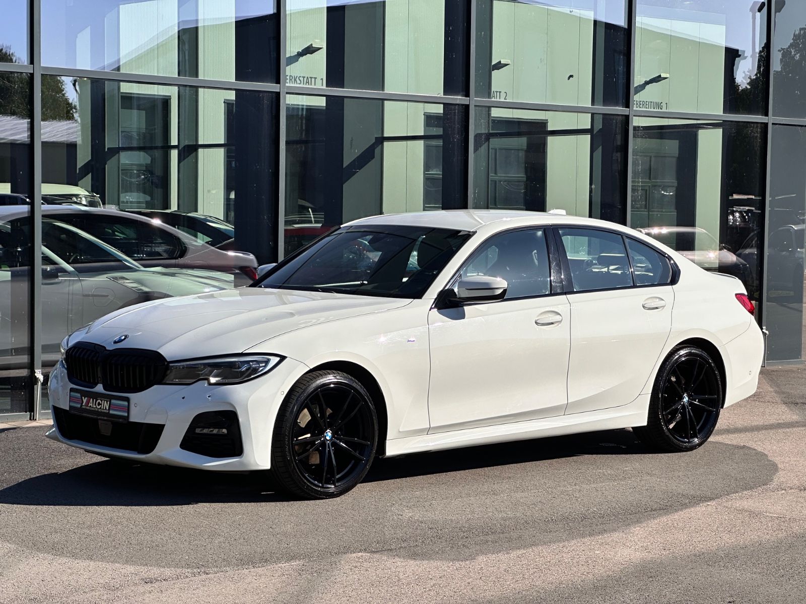 BMW 320d M Sport - Samsaru's Car Outlet