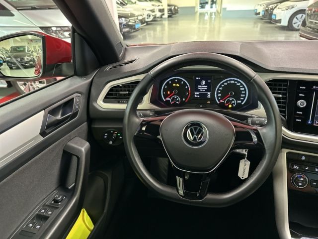 Volkswagen T-Roc Style 1.5 TSI - Samsaru's Car Outlet