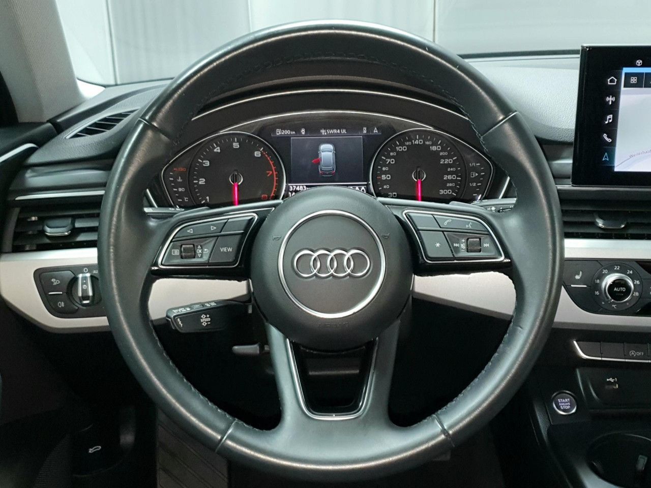 Audi A4 Avant 35TFSI S tronic - Samsaru's Car Outlet