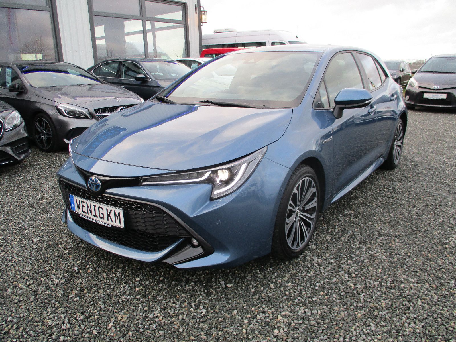 Toyota Corolla Hybrid 1.8 Club - Samsaru's Car Outlet