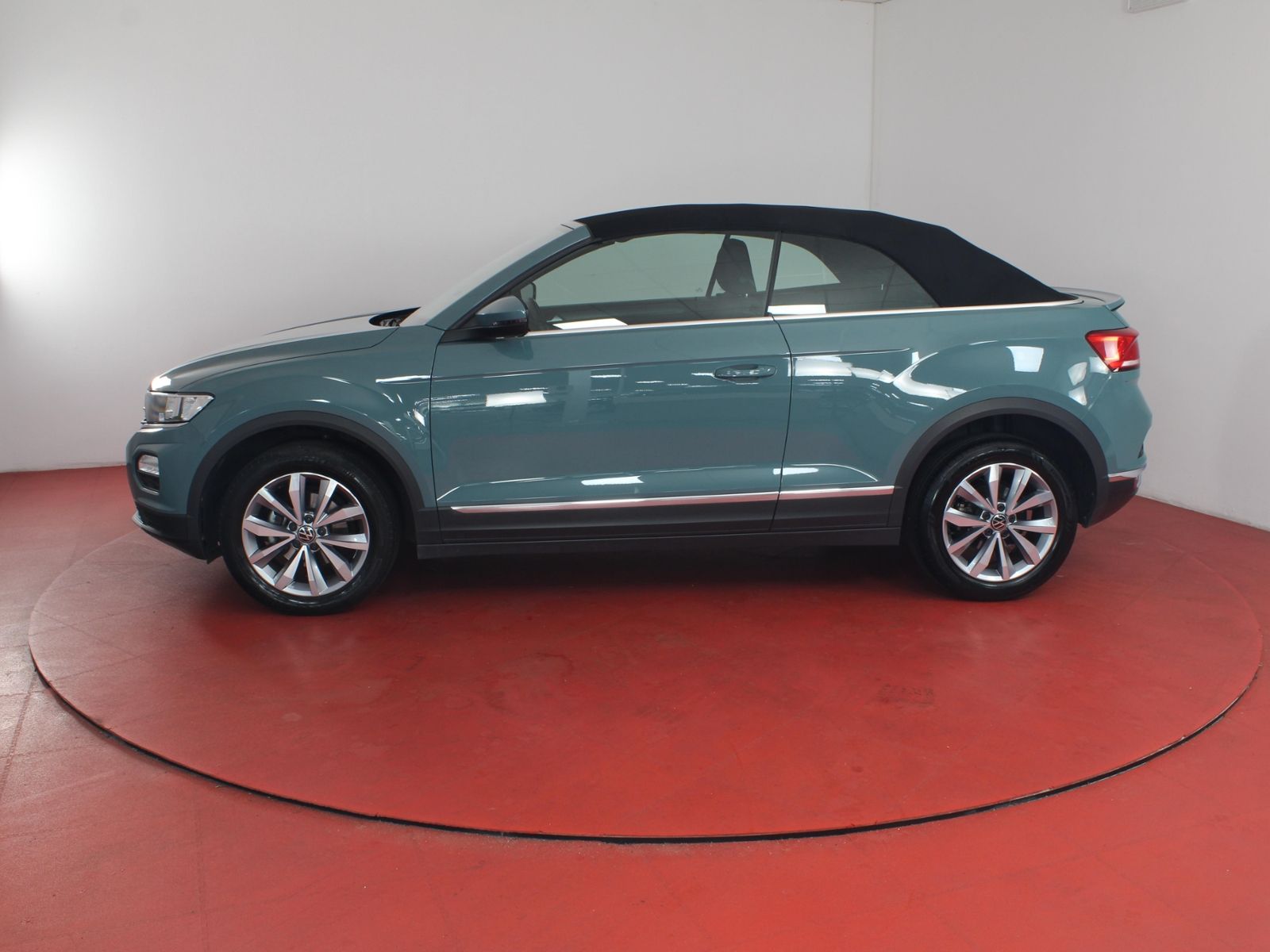 Volkswagen T-Roc Style 1.0TSI - Samsaru's Car Outlet