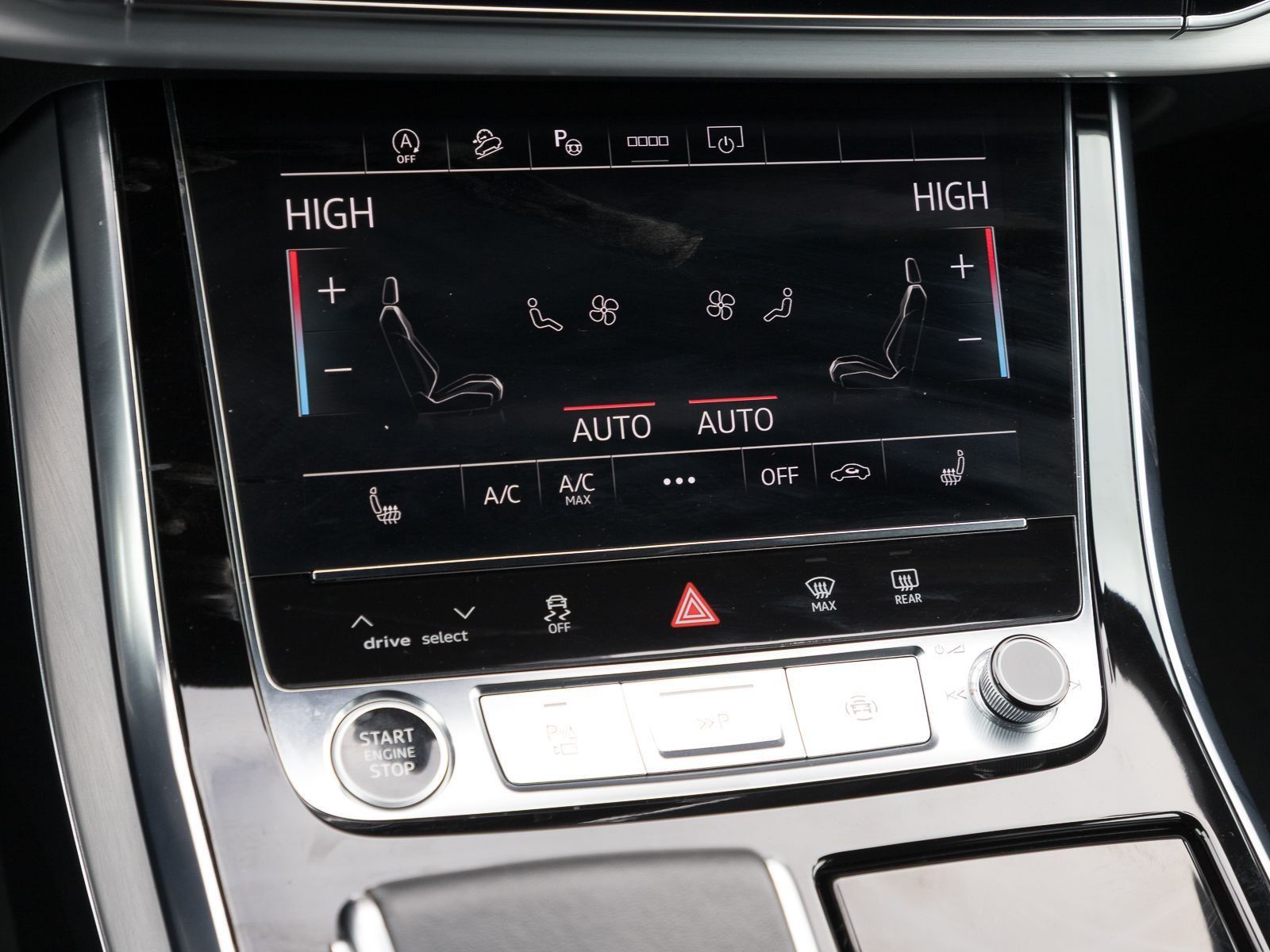Audi Q7 50 TDI Q S LINE LM20 7-SITZE AHK MATRIX