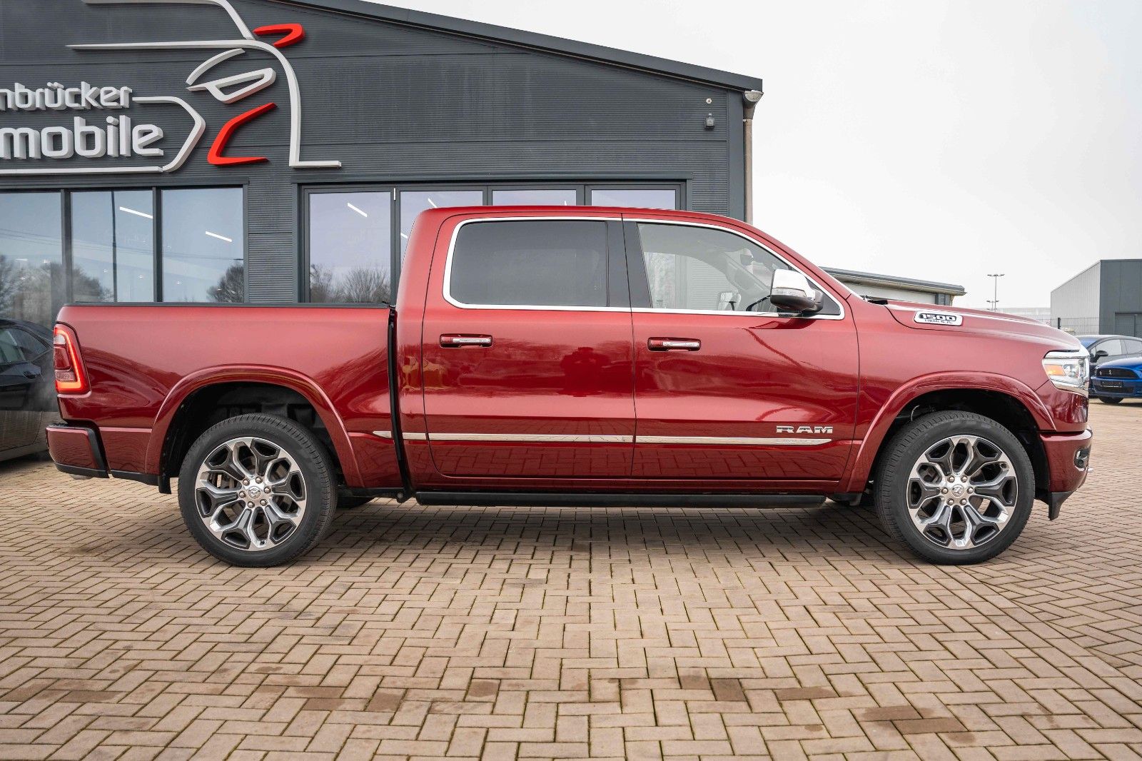 Dodge RAM 5,7 Hemi LIMITED BRC GAS 4x4 AHK  LED VOLL