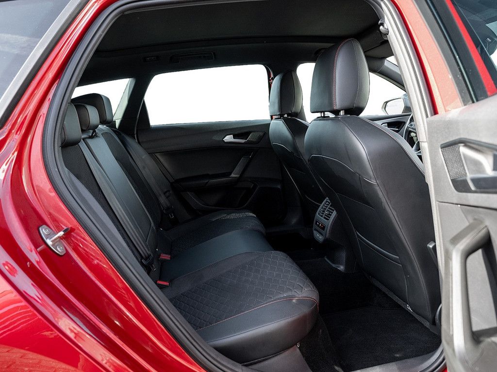 Seat Leon Sportstourer 2.0 TSI FR DSG AHK Pano Kamera