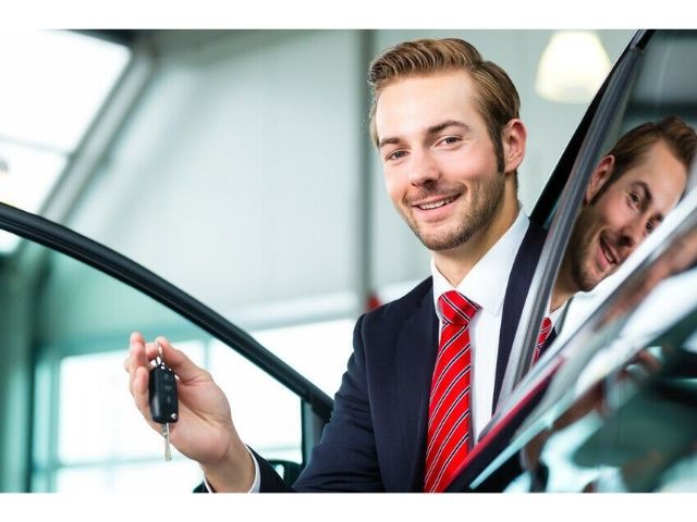 Volkswagen Passat 2.0 TDI DSG - Samsaru's Car Outlet