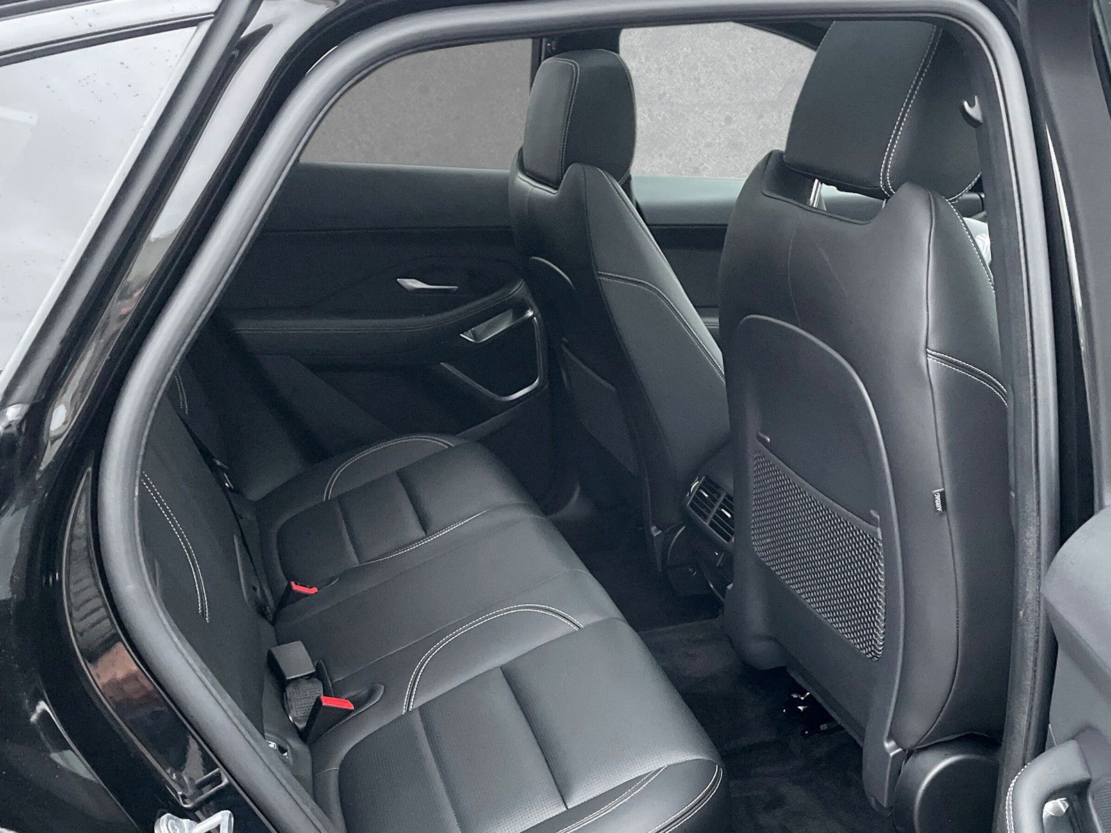 Jaguar E-Pace P250 AWD R-DYNAMIC SE  ACC LED