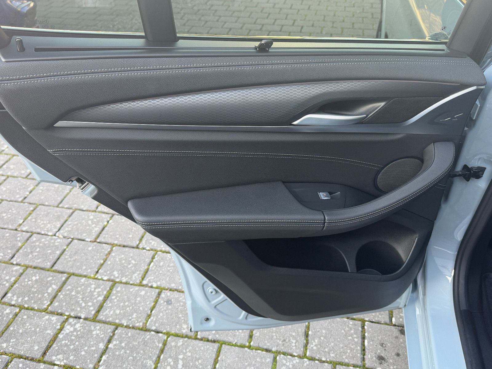 BMW X3 xDrive20d M Sport (AHK,Pano,20",Memory)