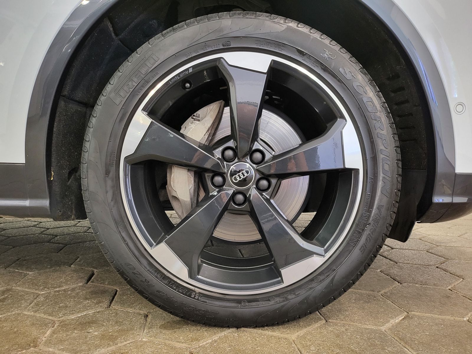 Audi Q5 55 TFSI e S-LINE S tronic quattro BI-Color
