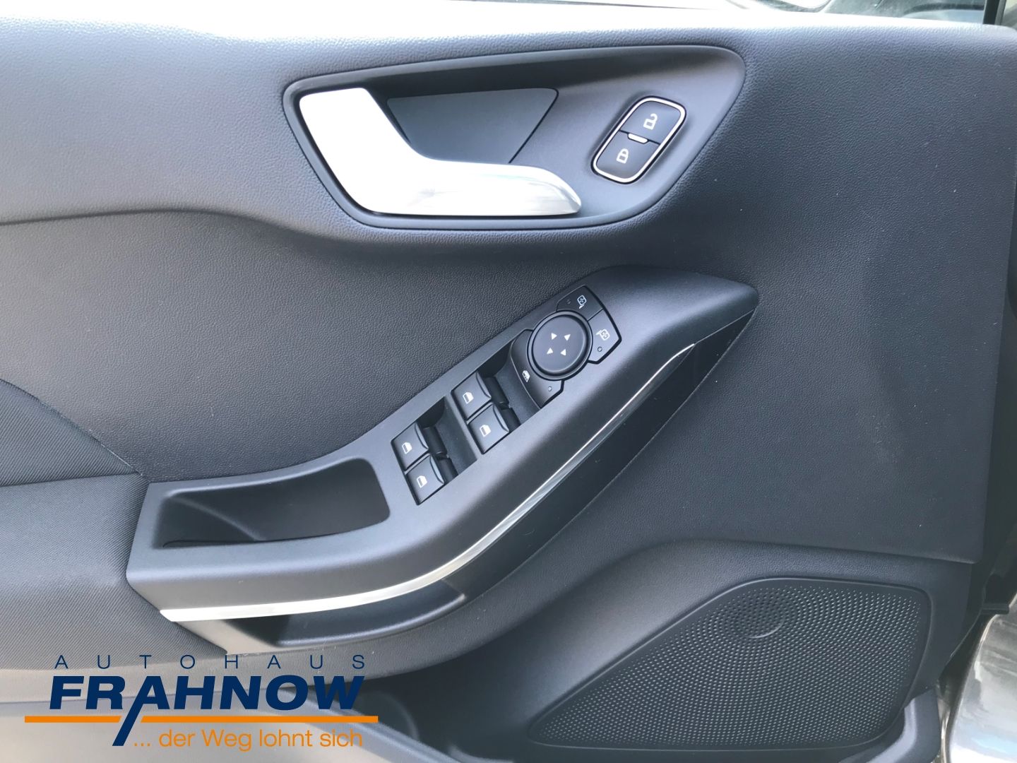 Ford Fiesta 1.0 EcoBoost MHEV Titanium X LED NAVI ACC