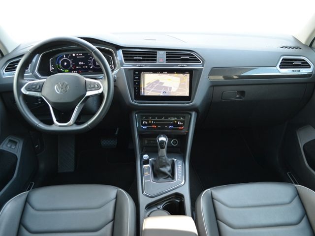 Volkswagen Tiguan 1.4 TSI eHybrid Elegance - Samsaru's Car Outlet