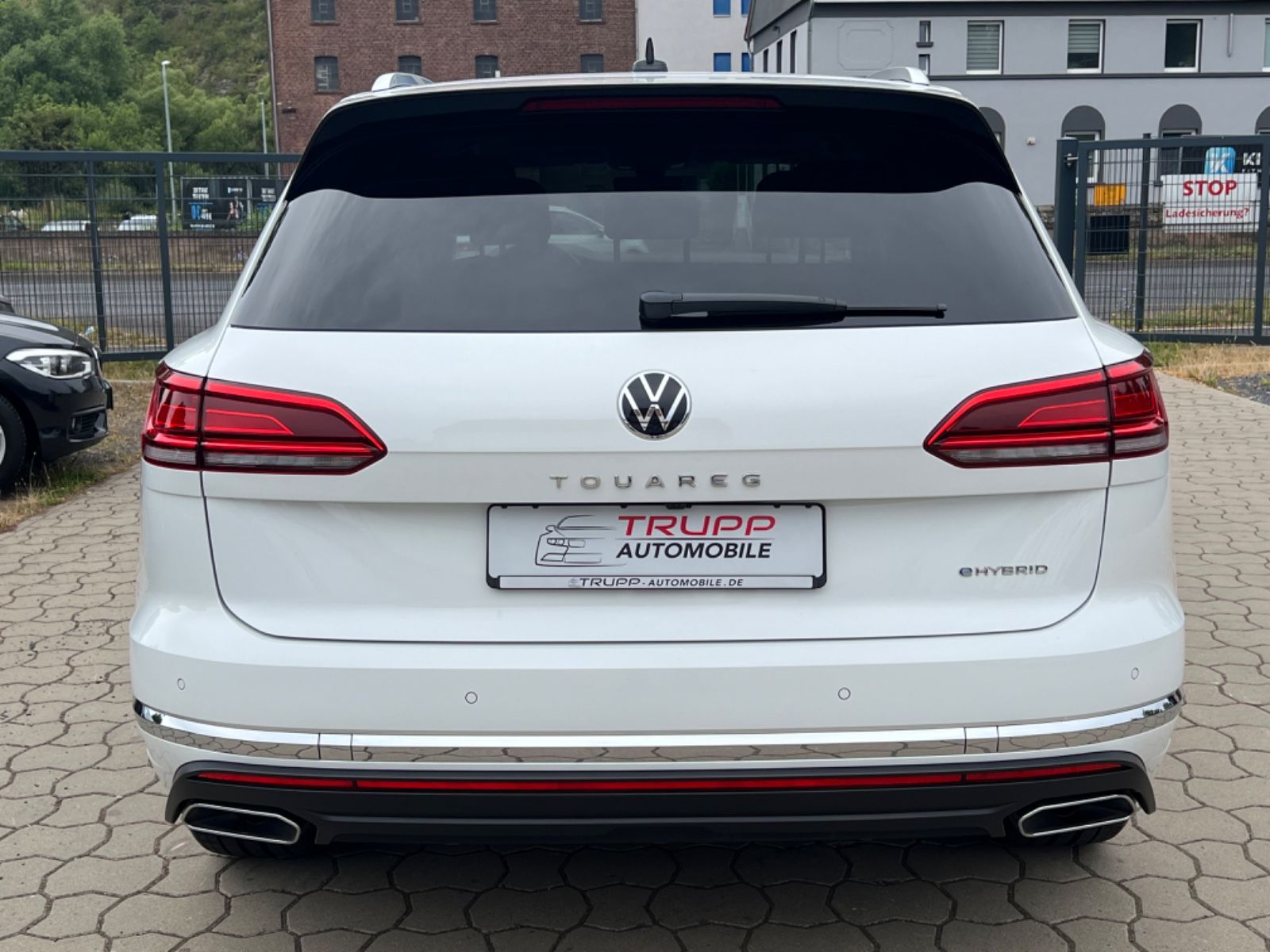 Volkswagen Touareg 4M eHybrid - Samsaru's Car Outlet