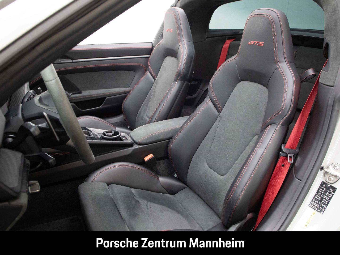 Porsche 992 911 Targa 4 GTS Matrix HA-Lenkung 18-Wege In