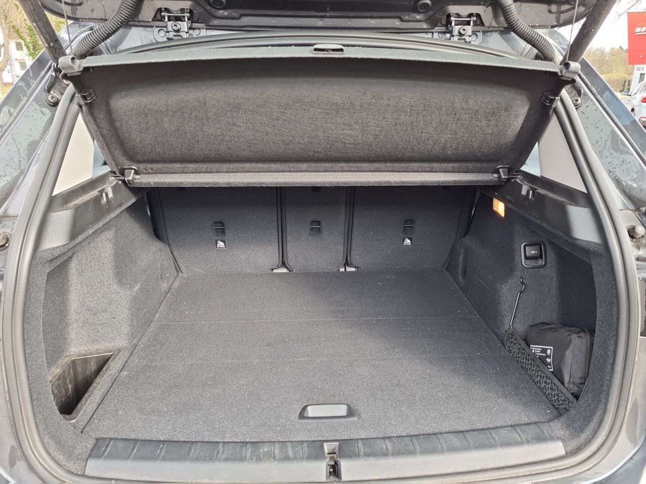 BMW X1 xDrive20iA Advantage - Samsaru's Car Outlet