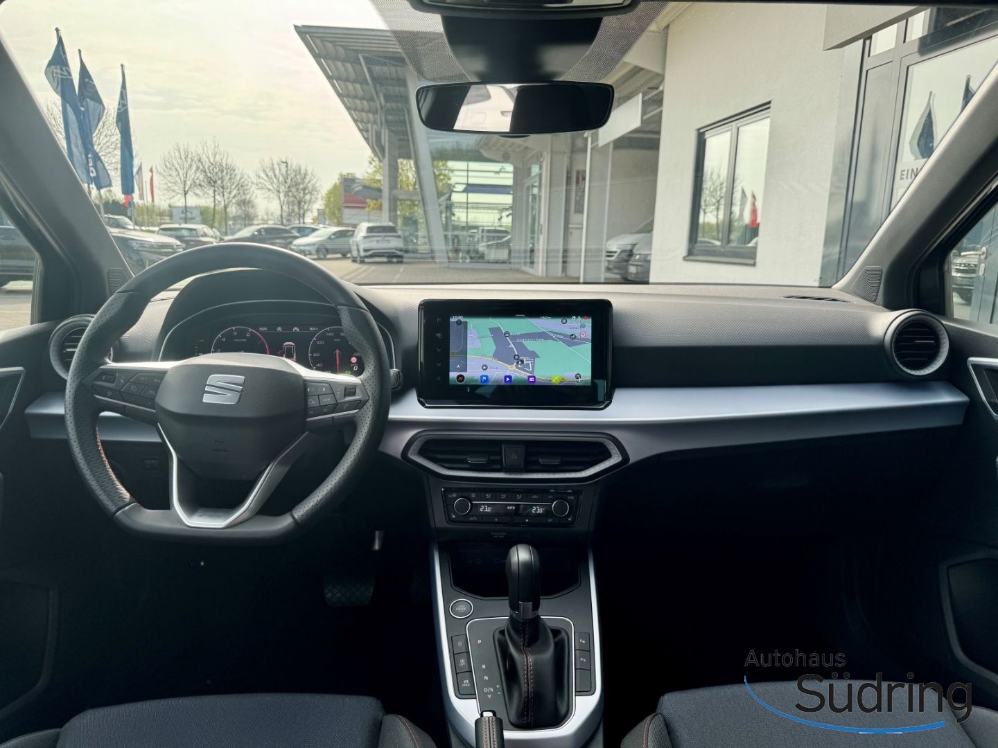 Seat Arona 1,0 TSI FR DSG AHK Navi Rückfk. ACC
