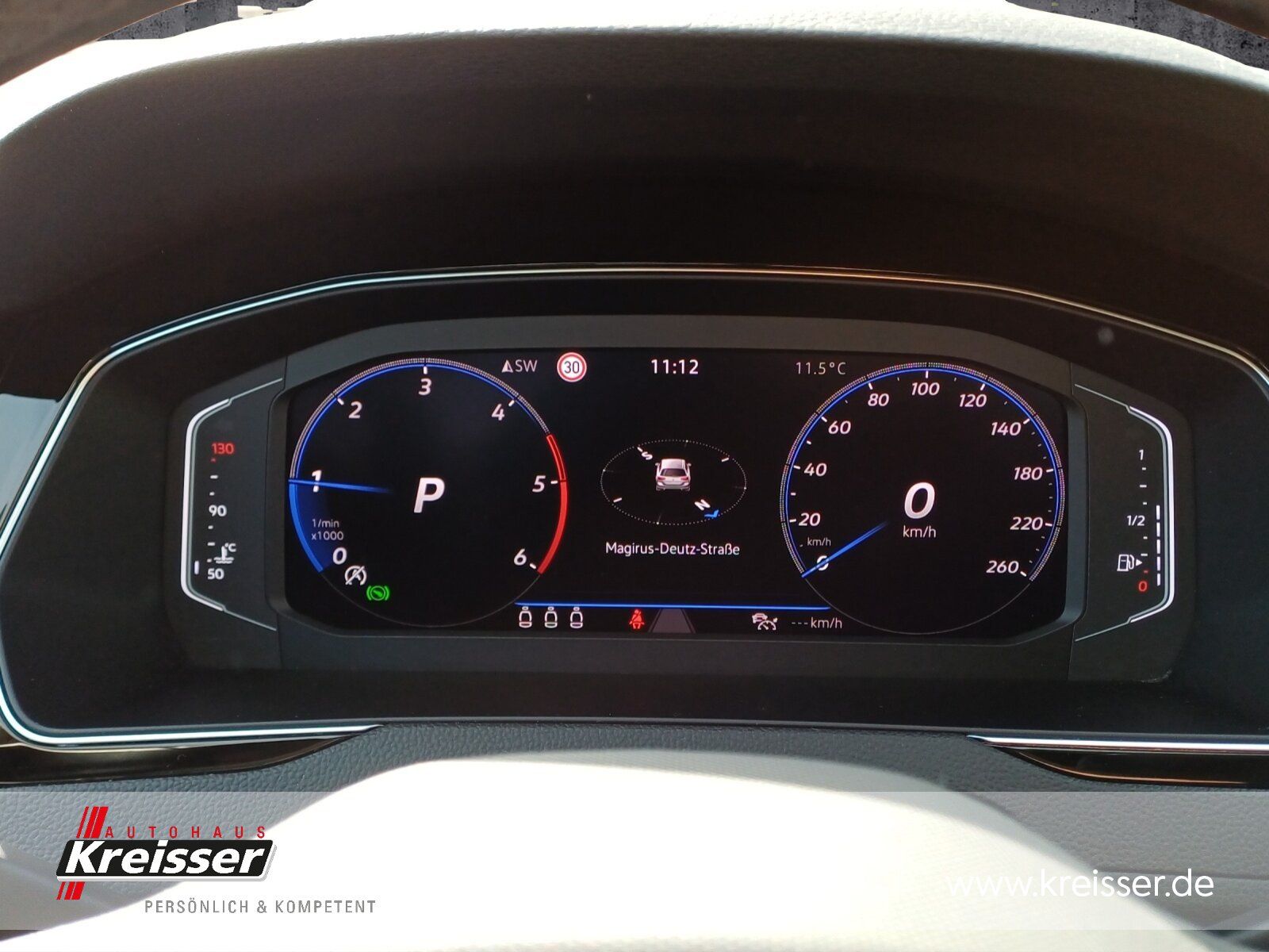Volkswagen Passat Variant 2.0 TDI Elegance IQ.LIGHT/AHK/NAV