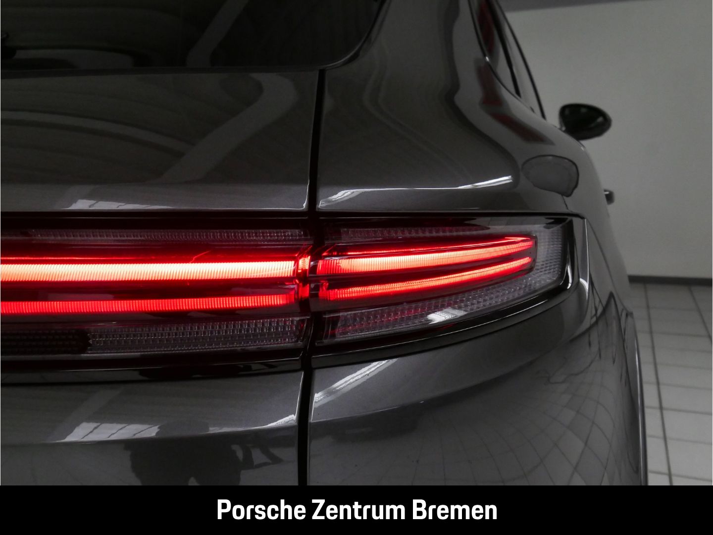 Porsche Cayenne BOSE Hinterachslenkung 90L Head-Up PASM