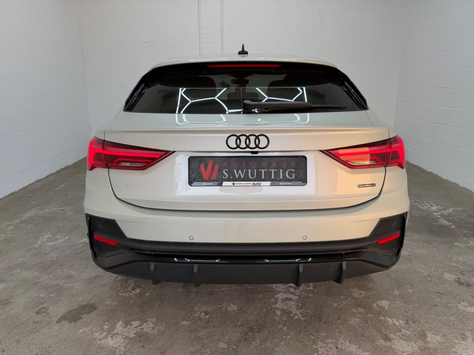 Audi Q3 Sportback 40 TDI quattro S line+LEDER+SONOS+