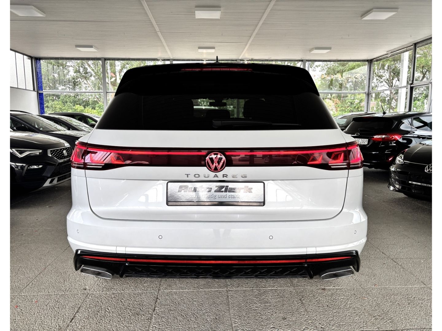 Volkswagen Touareg 3.0 TDI 4Motion R-Line ACC IQ.LIGHT PANO