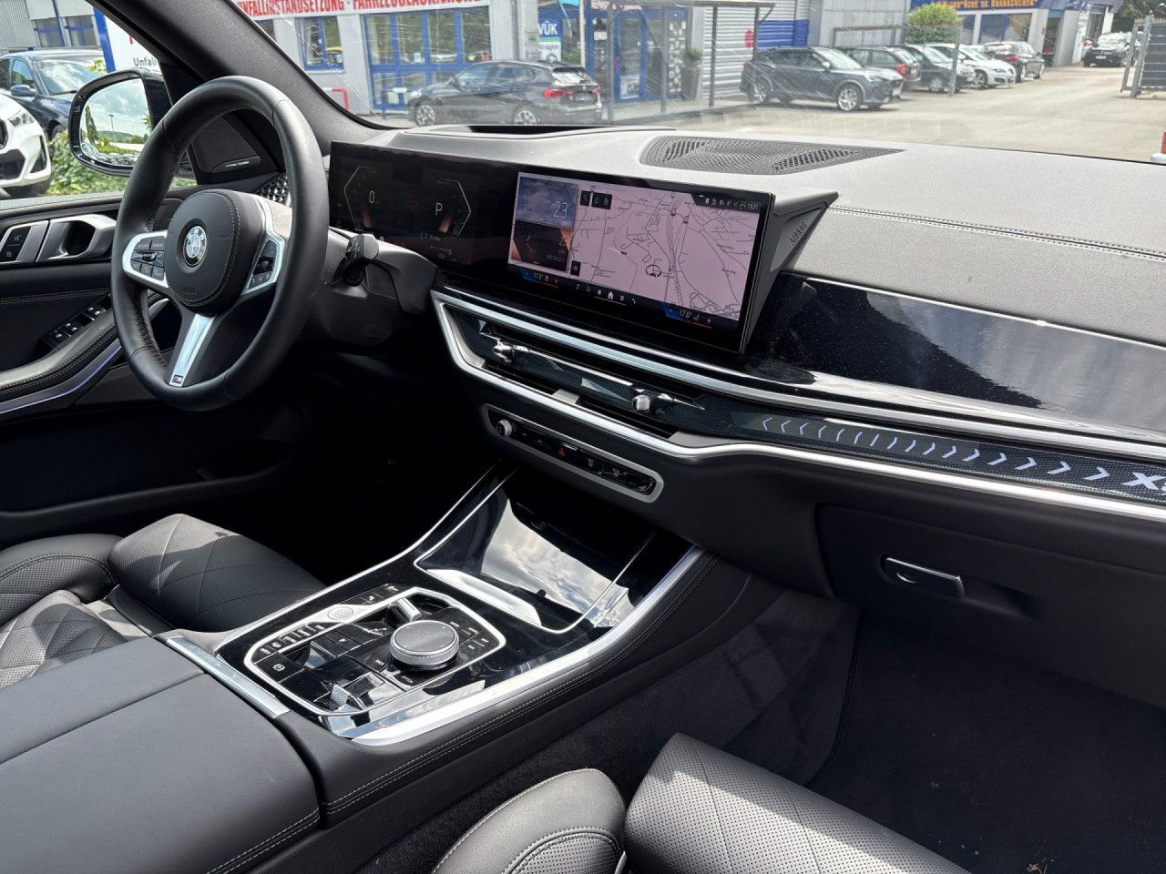 BMW X5 xDr40d MSport DrAssPr Harman Pano AHK StHz