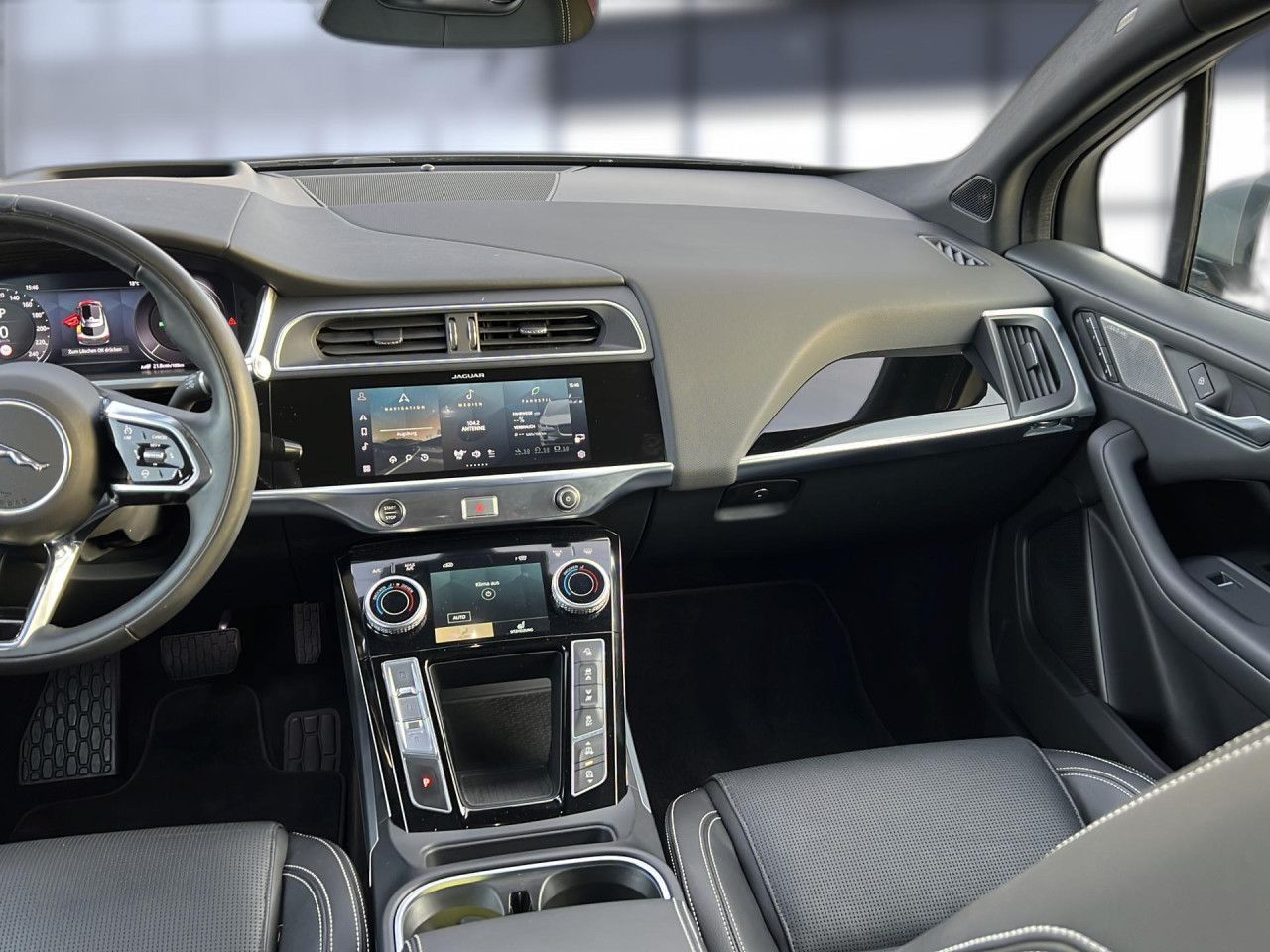 Jaguar I-Pace EV400 AWD S