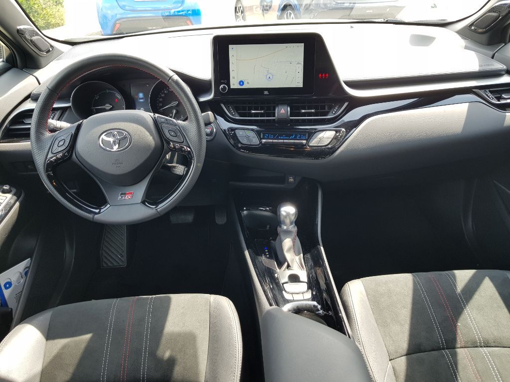 Toyota C-HR 2.0 Hybrid GR Sport - Samsaru's Car Outlet