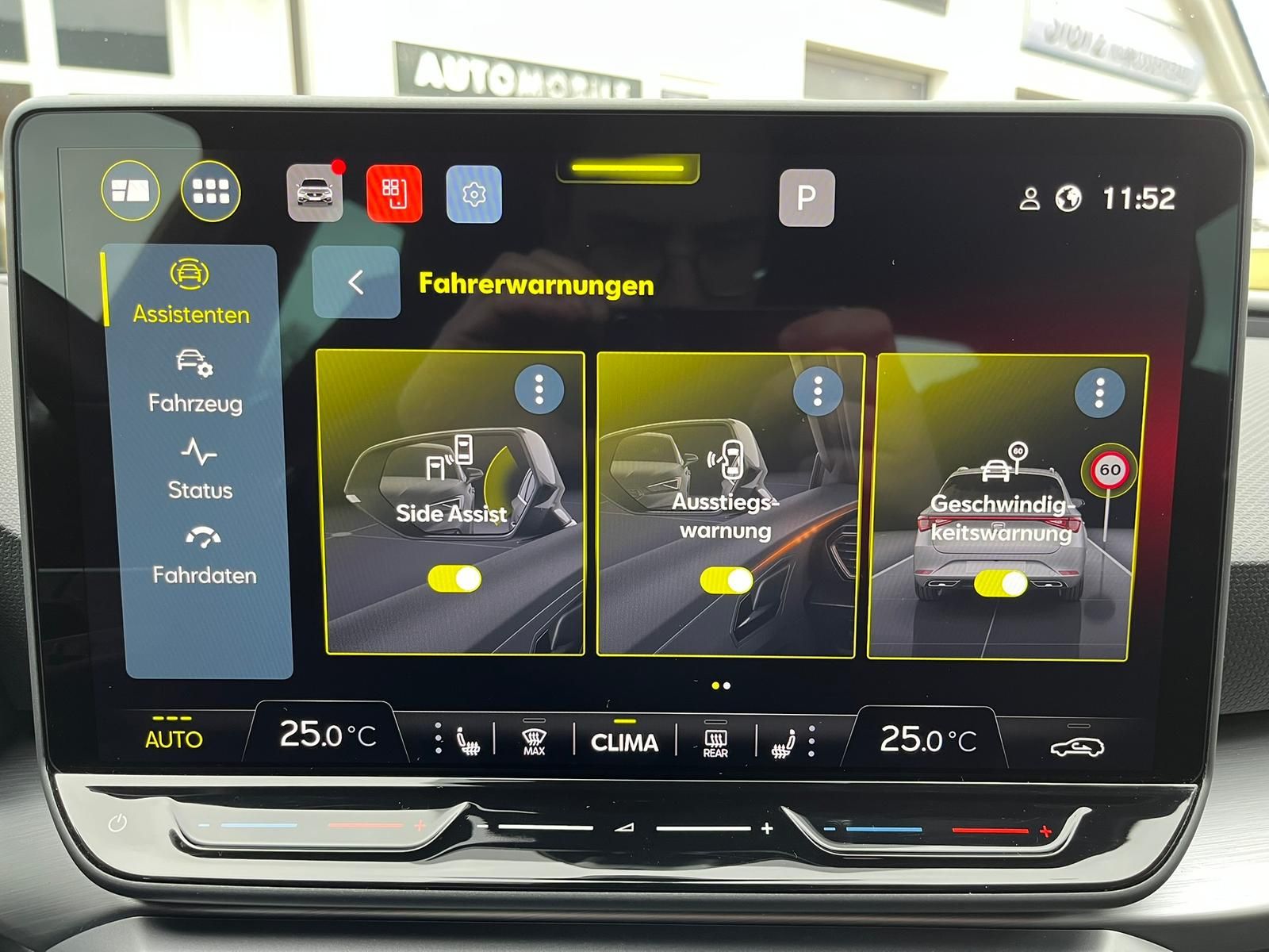 Seat Leon SP 2.0 TDI DSG NAVI LED AHK ACC KAMERA SHZ
