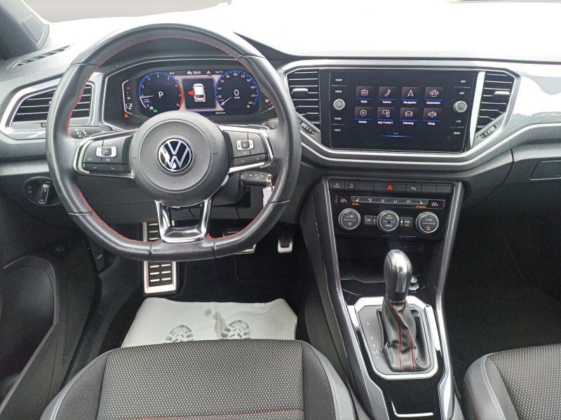 Volkswagen T-Roc 1.5 TSI DSG Sport R-Line - Samsaru's Car Outlet