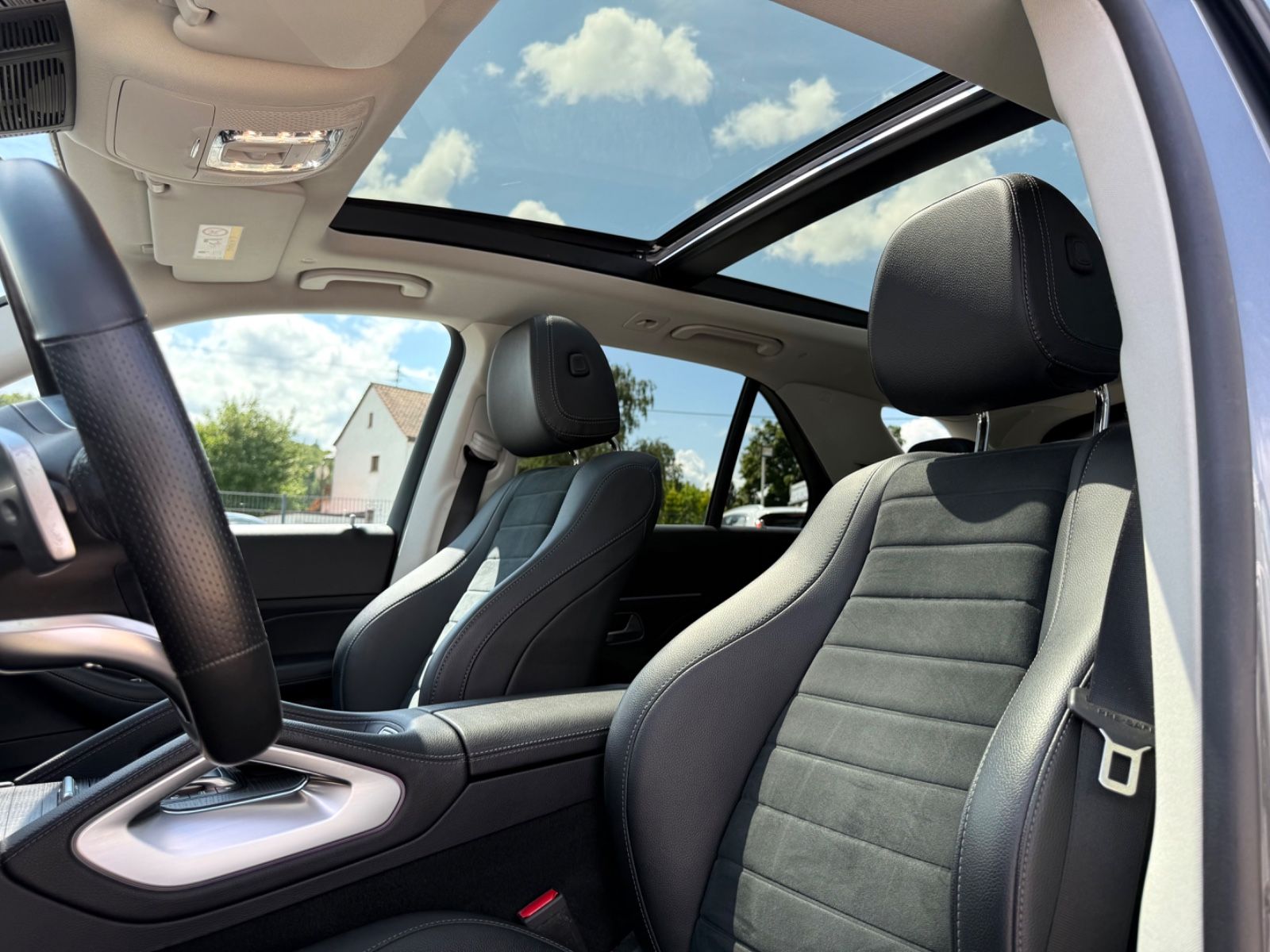 Mercedes-Benz GLE 350de 4MATIC PANO Burmester AHK Trittbre AMG