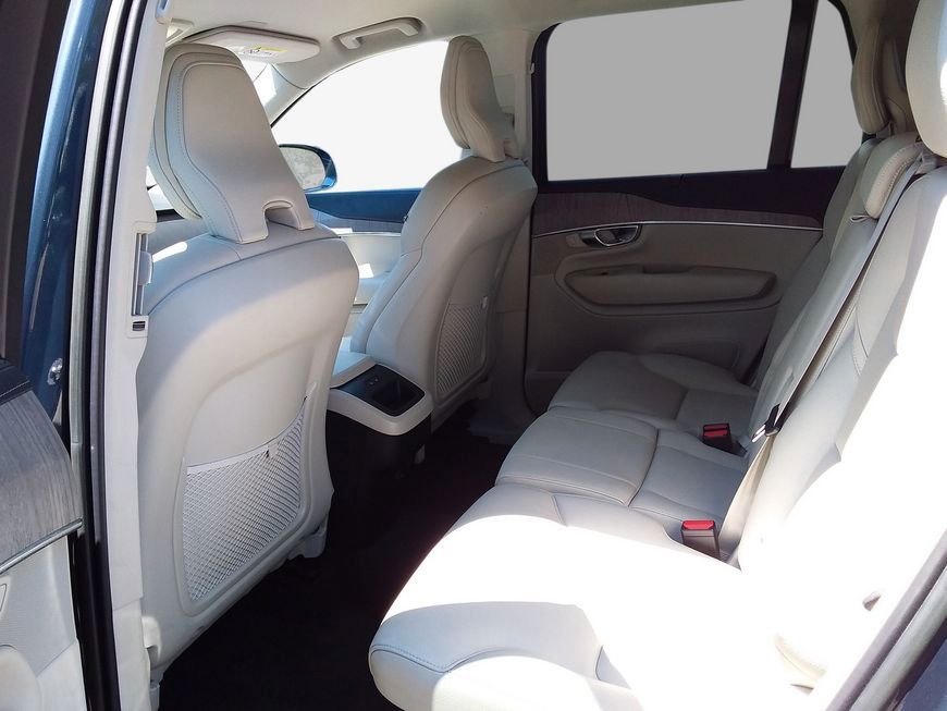 Volvo XC90 B5 D AWD Plus Bright - Samsaru's Car Outlet