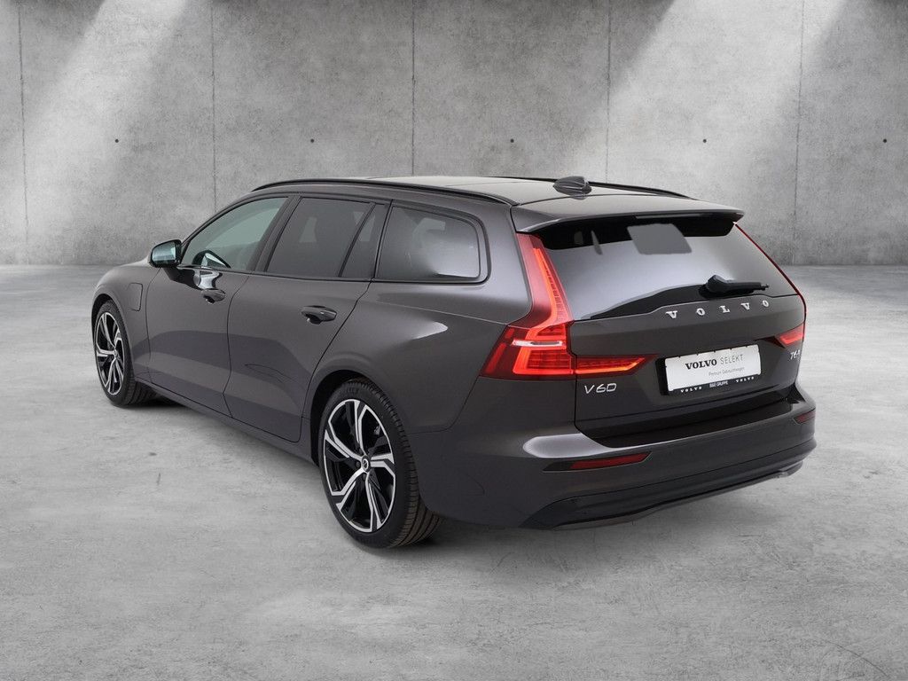 Volvo V60 T6 Plus Dark Recharge Plug-In Hybrid AWD