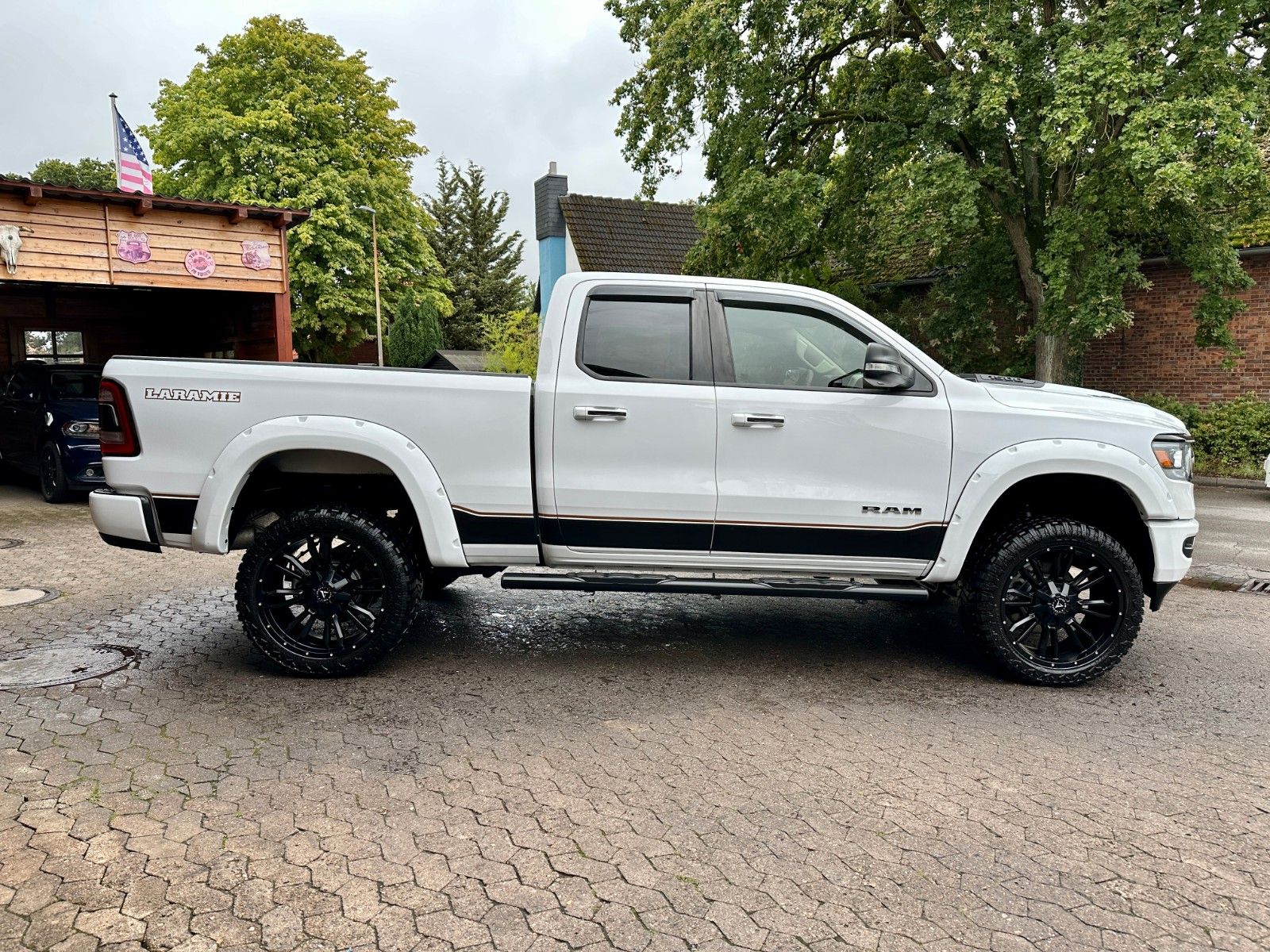 Dodge LIFT*LPG*4X4*OFF-ROAD*LARAMIE*LED*AHK*NAVI*