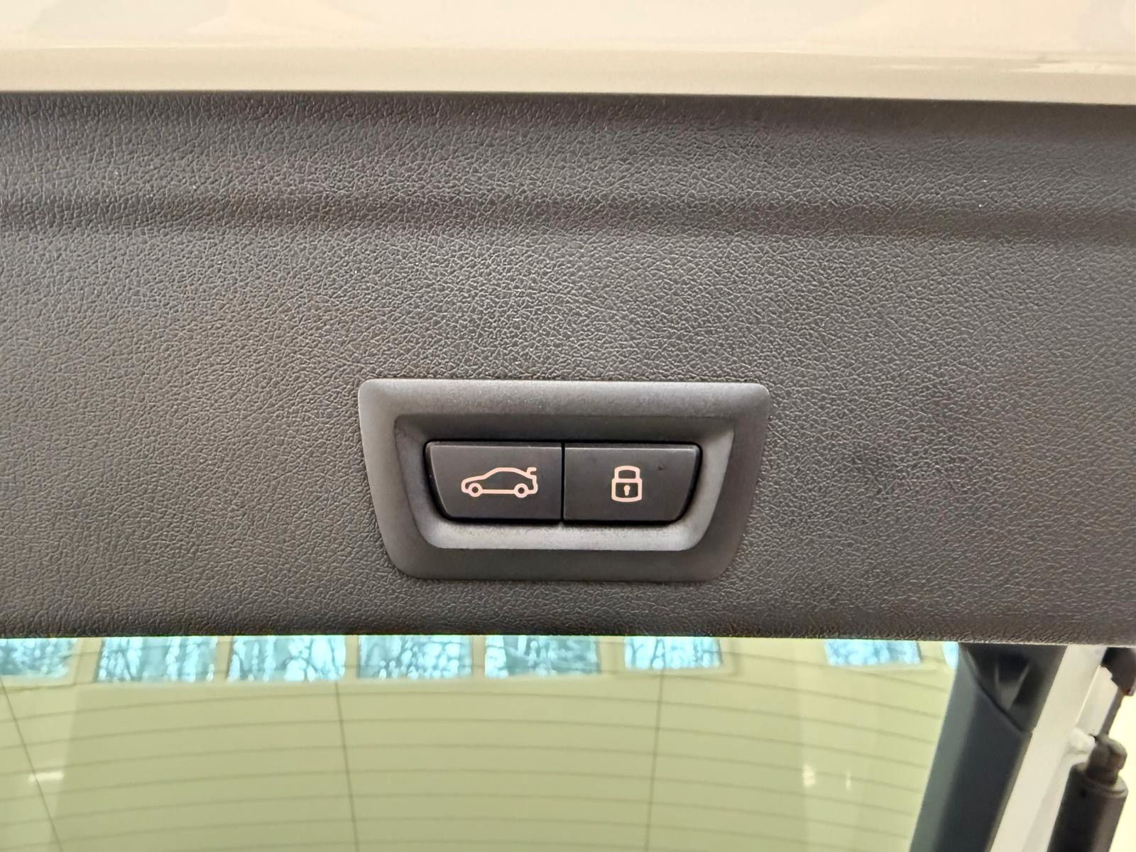 BMW X6 30d xDrive MSport ACC,HUD,PANO,HARMAN,AHK