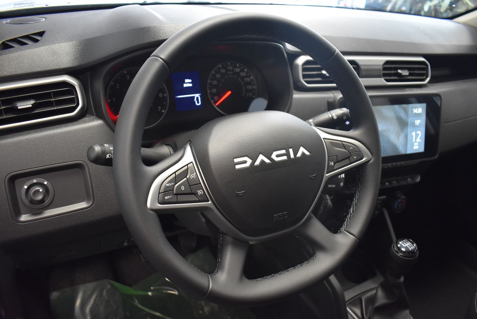 Dacia Duster Expression 4WD - Samsaru's Car Outlet
